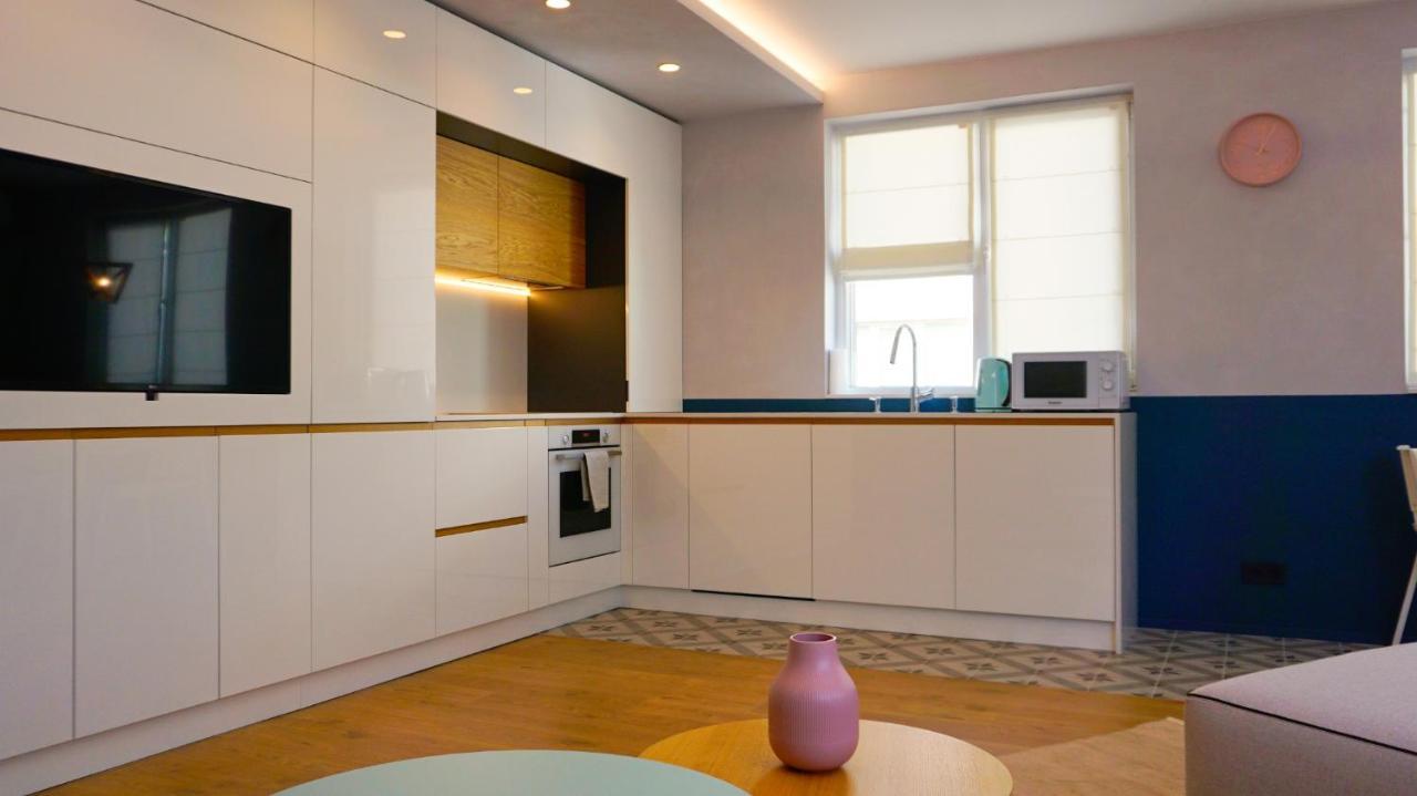 Апартамент Жасмин С Частен Гараж - Jasmin Apartment With Private Garage Βάρνα Εξωτερικό φωτογραφία