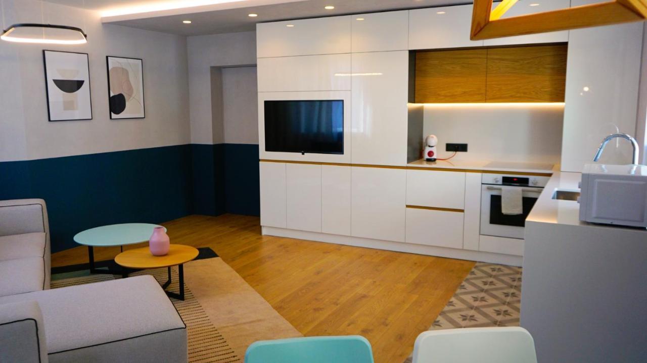 Апартамент Жасмин С Частен Гараж - Jasmin Apartment With Private Garage Βάρνα Εξωτερικό φωτογραφία