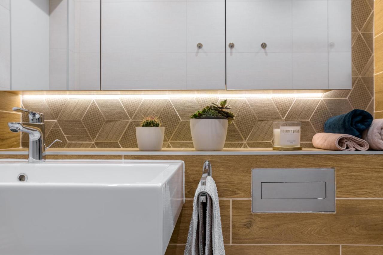 Апартамент Жасмин С Частен Гараж - Jasmin Apartment With Private Garage Βάρνα Εξωτερικό φωτογραφία