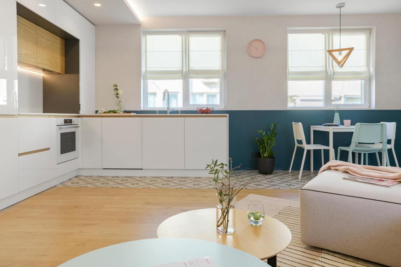 Апартамент Жасмин С Частен Гараж - Jasmin Apartment With Private Garage Βάρνα Εξωτερικό φωτογραφία