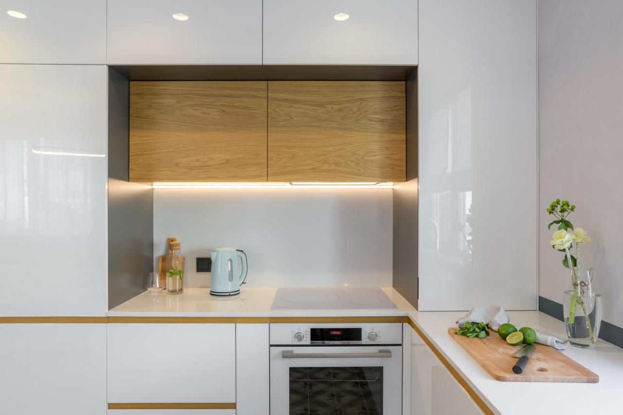 Апартамент Жасмин С Частен Гараж - Jasmin Apartment With Private Garage Βάρνα Εξωτερικό φωτογραφία